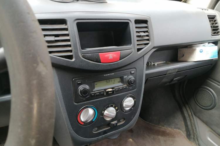 Used BAIC Weiwang 306 2011 1.3L base model 7 seats