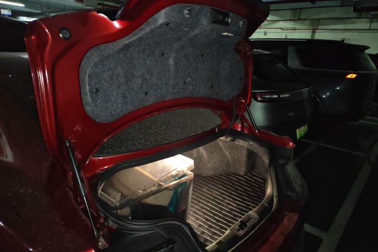 Used Ford Mustang 2018 2.3L EcoBoost Trunk