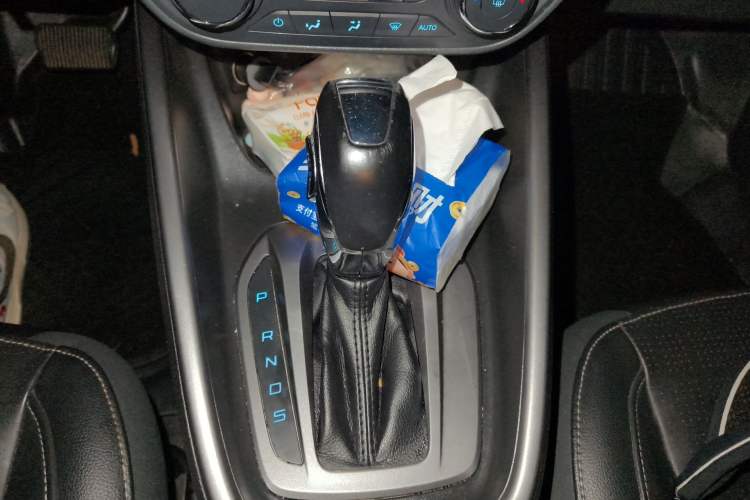 Used Ford Escort 2015 1.5L Automatic Fashion Model Gear Lever