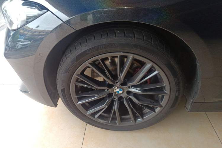 Used BMW 3 Series 2023 325i M Sport Night Edition Package Exterior 4