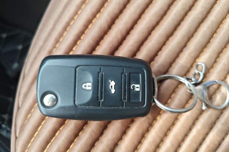 Used Volkswagen Santana 2019 1.5L Manual Fashion Edition China VI Standard Vehicle Key