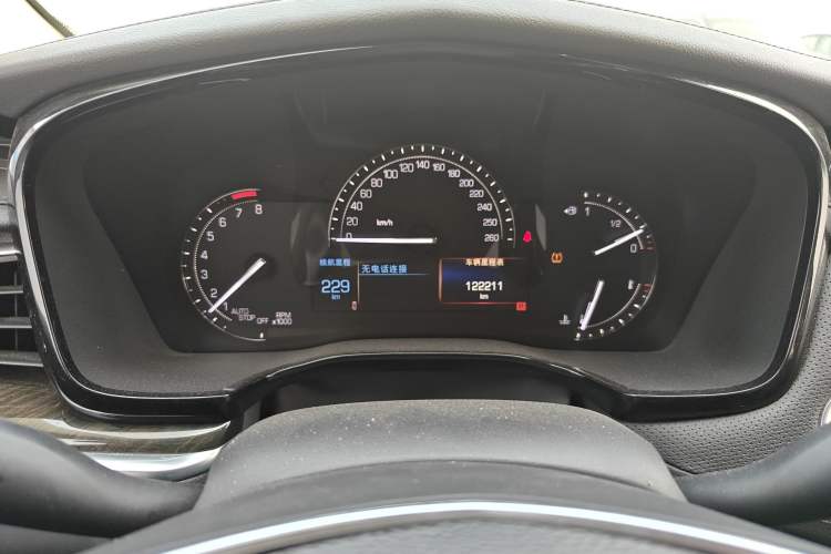 Used Cadillac XT5 2017 Anniversary Edition 25T Luxury Model