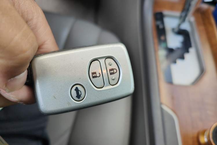 Used Toyota Camry 2011 240G Luxury Anniversary Edition