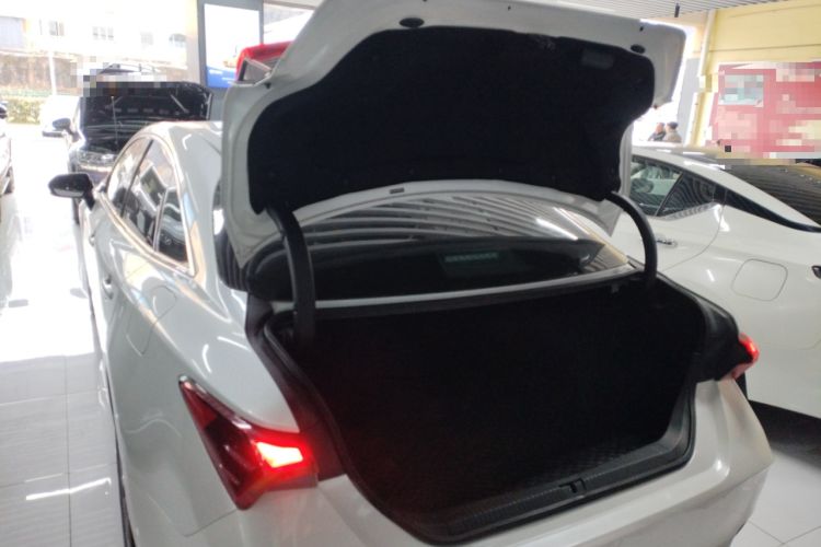 Used Toyota Avalon 2022 2.0L Ambition Edition
