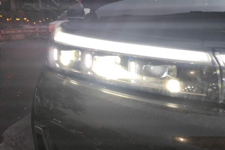 Used Geely Galaxy M9 2025 Model 230km Two-Wheel-Drive Exploration Edition
