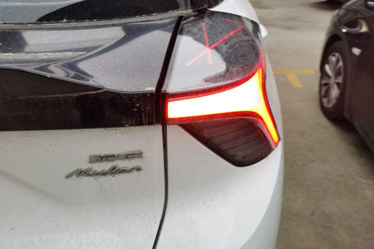 Used MG 4 EV 2022 425 km Luxury Edition