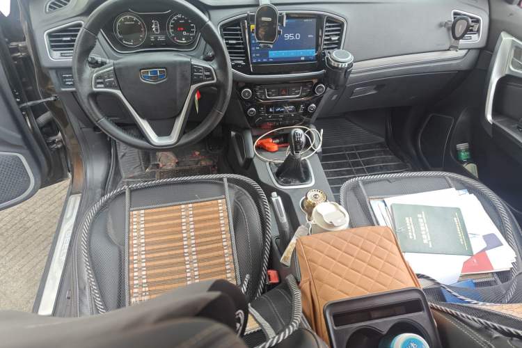 Used Geely Auto Vision X6 2016 1.8L Manual Luxury Model
