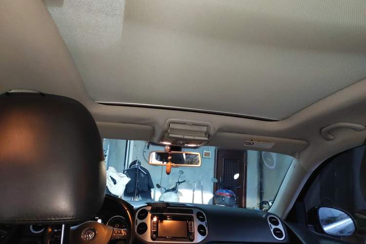 Used Volkswagen Tiguan L 2015 1.8TSI Automatic Two-Wheel Drive Luxury Model
