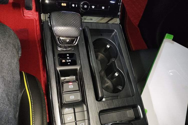 Used Roewe RX5 2021 PLUS 330TGI Automatic National Trend Intelligent Deluxe Edition
