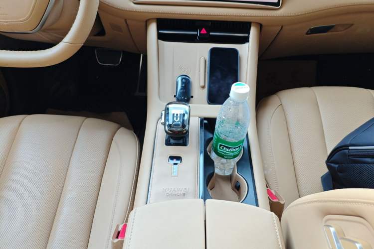 Used Hima AITO M7 2024 1.5T Intelligent Driving Rear-Drive Max Edition 5 Seats