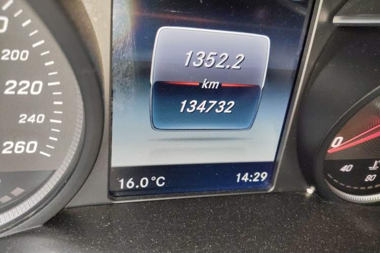 Used Mercedes-Benz C-Class 2017 Facelift C 200 L Sport Edition