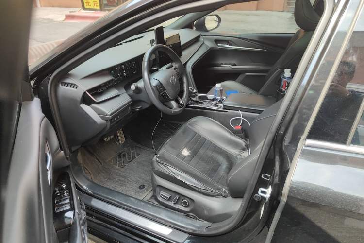 Used Toyota Camry 2024 Dual-Motor 2.0HS Sport Edition Left Front Seat