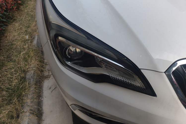 Used Buick Envision 2017 20T Two-Wheel Drive Leading Version