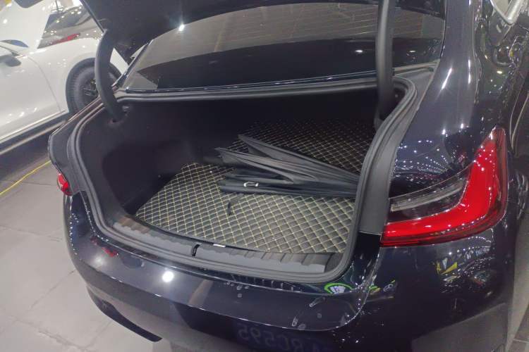 Used BMW i3 2025 eDrive 35 L
