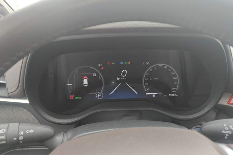 Used Toyota Granvia 2023 2.5L Hybrid Flagship VIP Edition
