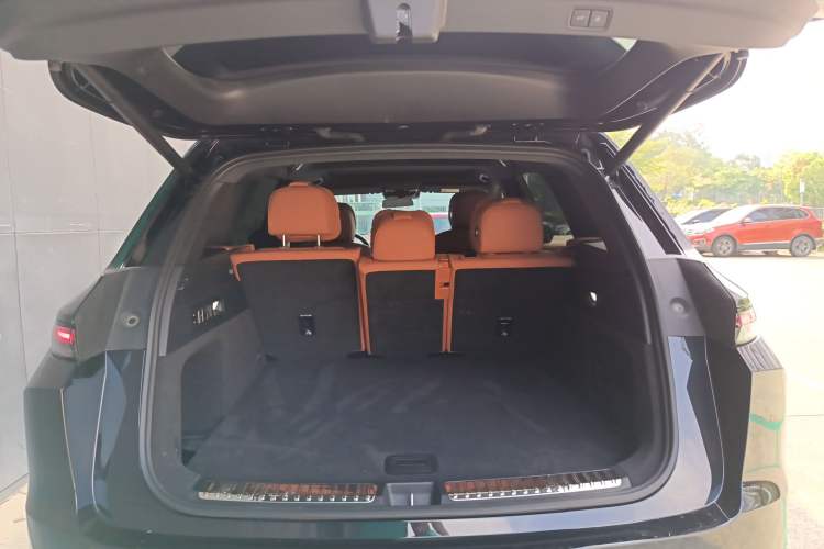 Used Li Auto L7 2025 Max Smart Refresh Edition
