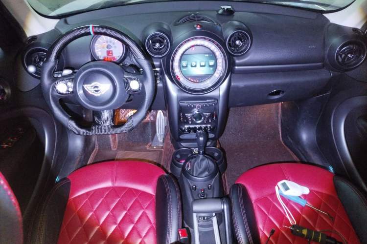 Used MINI Countryman 2014 1.6T COOPER S Center Console