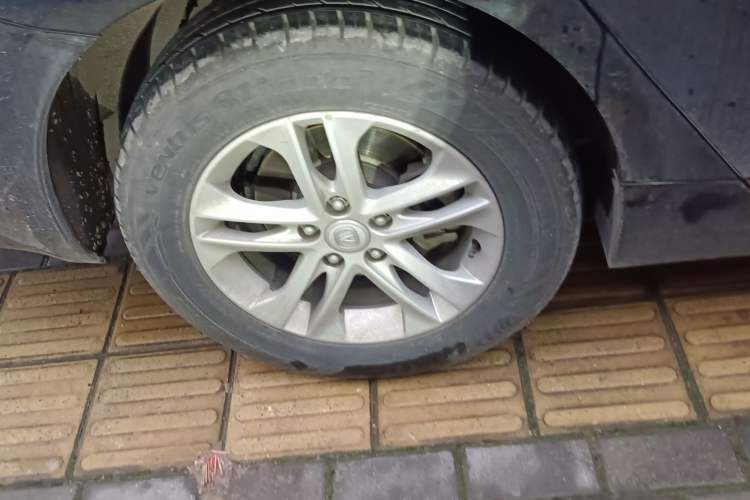 Used CHANGAN Raeton 2014 1.8T Automatic Elite Anniversary Edition China IV Standard Exterior 5