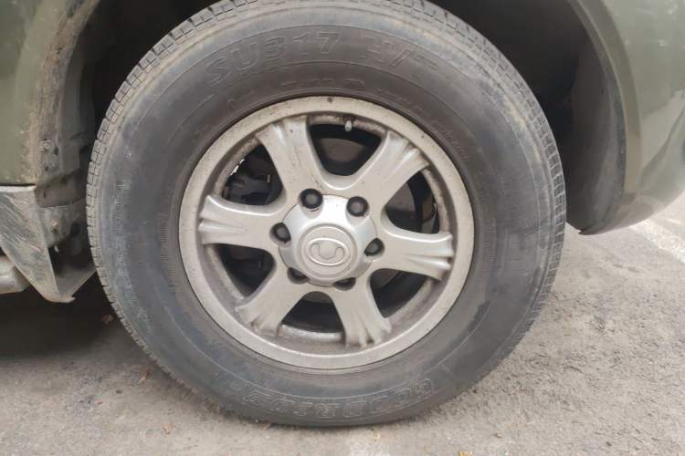 Used Haval H5 Classic 2011 European-style Green Silence 2.0T Automatic Two-Wheel Drive Luxury Model
