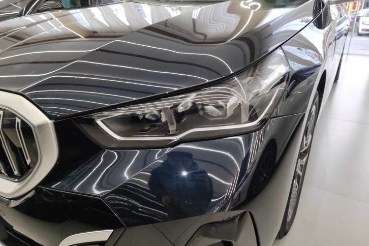 Used BMW i5 2024 eDrive 35L M Sport Package
