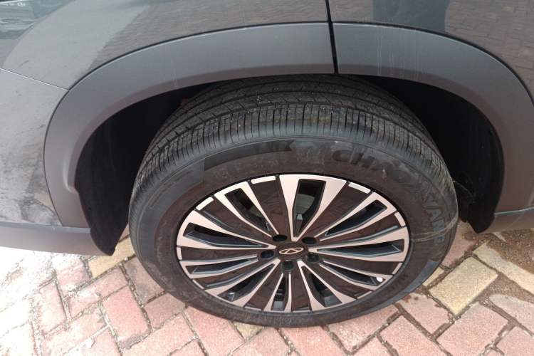 Used Chery Tiggo 8 PLUS C-DM 2025 1.5T 116 km Comfort Version 5 Seats