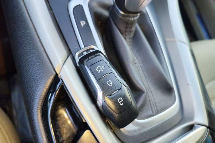 Used Ford Mondeo 2013 2.0L GTDi 200 Luxury Model