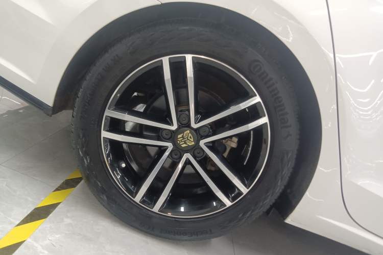 Used Volkswagen Lamando 2018 280TSI DSG Luxury Edition
