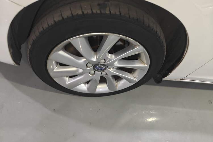 Used Volvo S60 2017 S60L T4 Smart Range Edition
