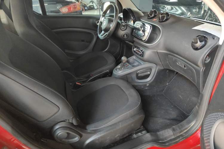 Used smart fortwo 2015 1.0L 52 kW Hardtop Passion Edition