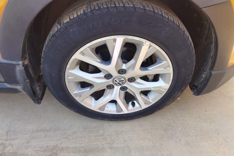 Used Volkswagen Polo 2014 1.6L Cross Polo Automatic