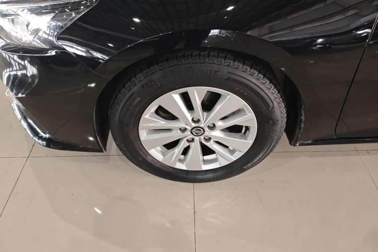 Used Nissan Teana 2020 Revised Version 2.0L XL Comfort Edition Left Front Wheel Hub