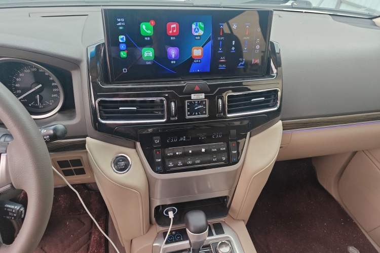 Used Toyota Land Cruiser 2012 4.6L V8 Middle East Version