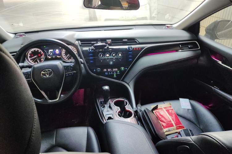 Used Toyota Camry 2019 2.0G Luxury Edition China VI Standard