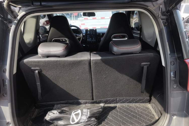 Used Chery Little Ant 2023 251km Love Edition Lithium Iron Phosphate Trunk