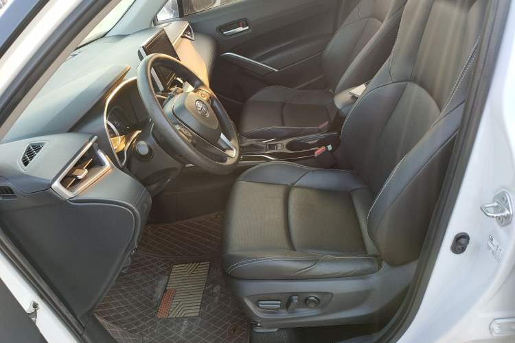 Used Toyota FRONTLANDER 2022 2.0L CVT Luxury PLUS Edition