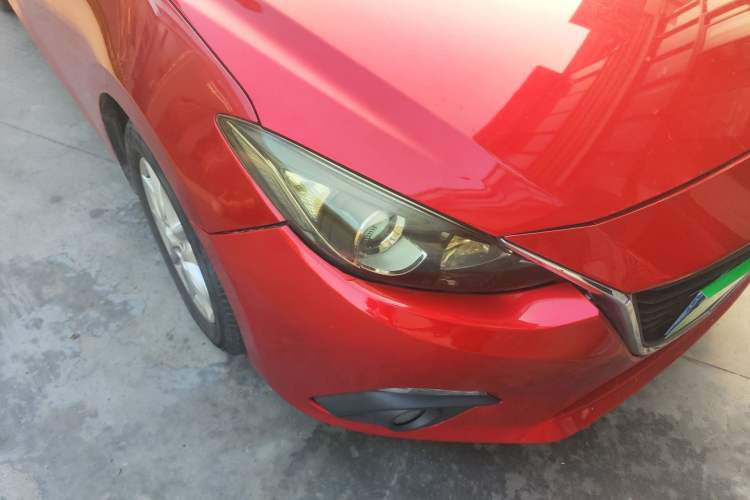 Used Mazda 3 Axela 2016 Sedan 1.5L Automatic Luxury Model Right Front Headlight