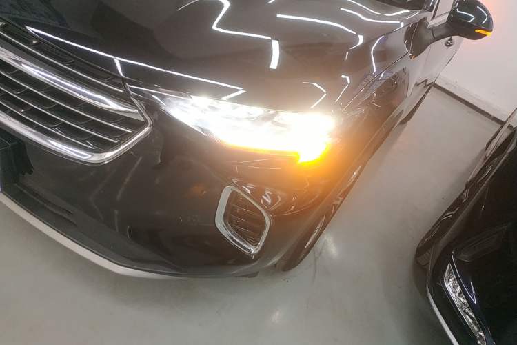 Used Buick Envision 2023 Encore S 552T Two-Wheel Drive Luxury Model