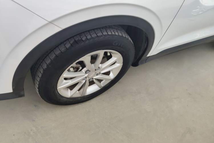 Used Geely Auto Coolray 2020 PRO 240T DCT Hunter
