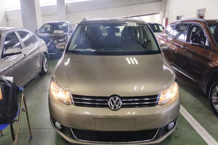 Used Volkswagen Touran 2015 1.4T DSG Comfort Edition 5 Seats Front