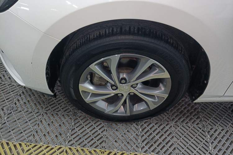 Used Buick Verano 2023 Pro Enjoyment Edition Exterior 4