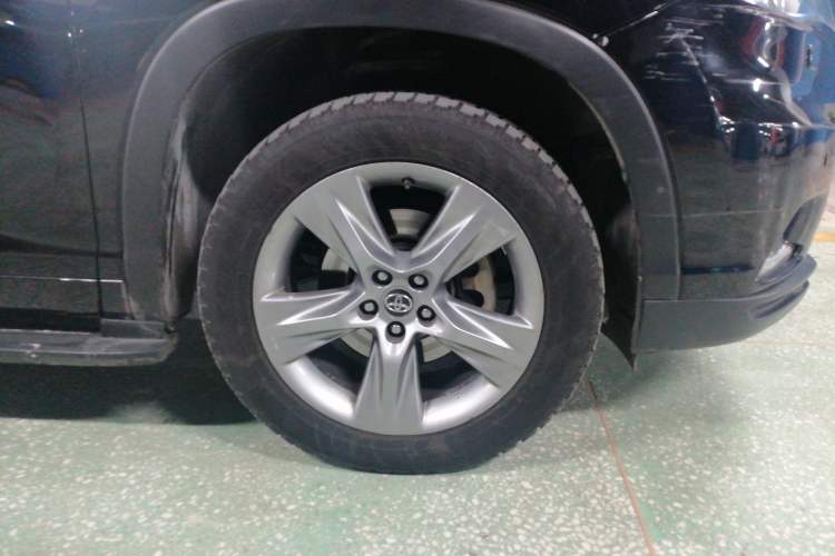 Used Toyota Highlander 2017 2.0T Four-Wheel Drive Ultimate Edition 7 Seats