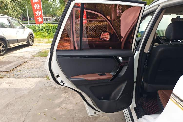 Used Chery Tiggo 3 2018 1.6L Manual Million Global Edition