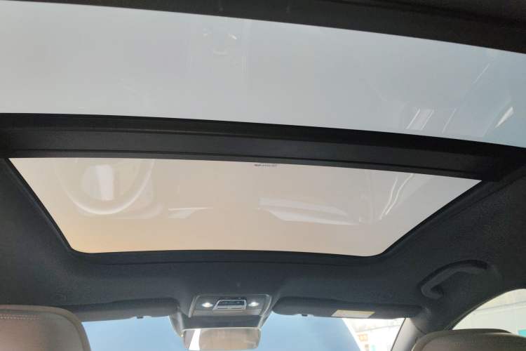 Used BYD Han 2024 EV Glory Edition 715KM Front-Wheel-Drive Flagship Model
