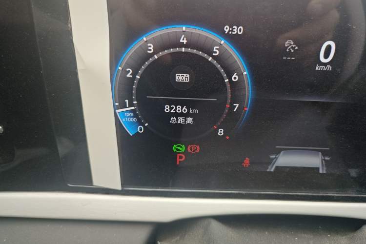 Used Volkswagen Passat 2025 Pro 380TSI Dragon Edition Odometer Close Up