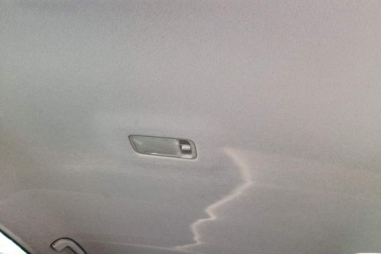 Used Nissan Tiida 2014 1.6L CVT Comfort Model Headliner