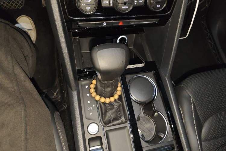 Used Volkswagen Teramont 2020 Revised Version 330TSI Two-Wheel Drive Luxury Edition