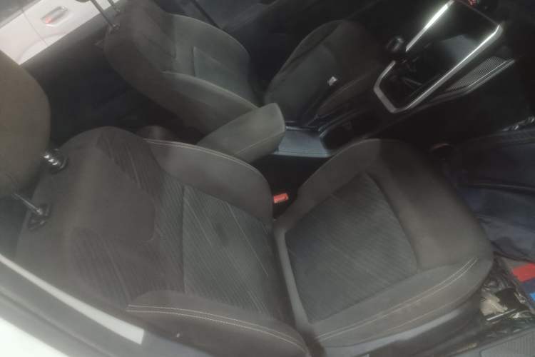 Used Wuling Alvez 2022 1.5L Manual Free-Style Model