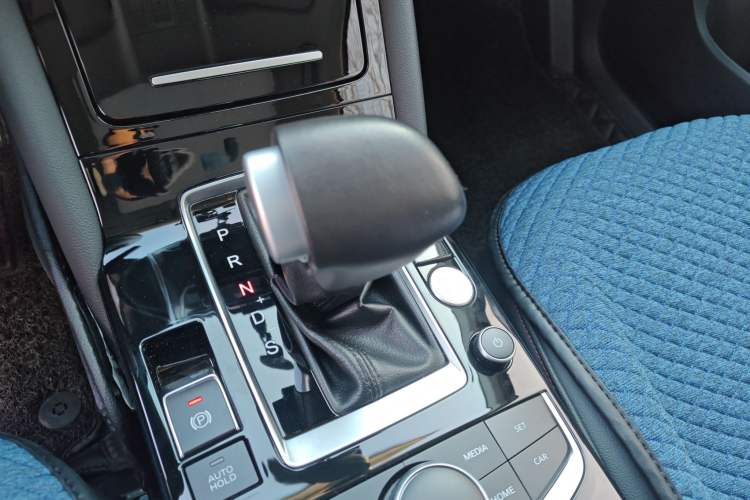 Used BORGWARD BX5 2017 20TGDI Automatic Two-Wheel Drive Pioneer Edition
