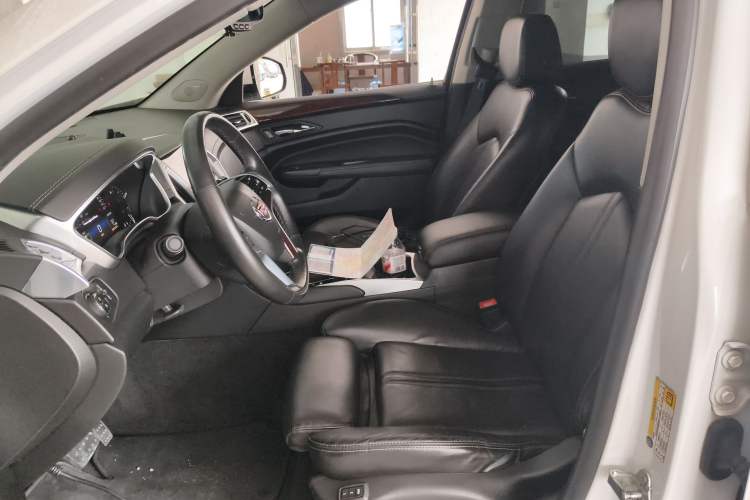 Used Cadillac SRX 2014 3.0L Leading Model Left Front Seat