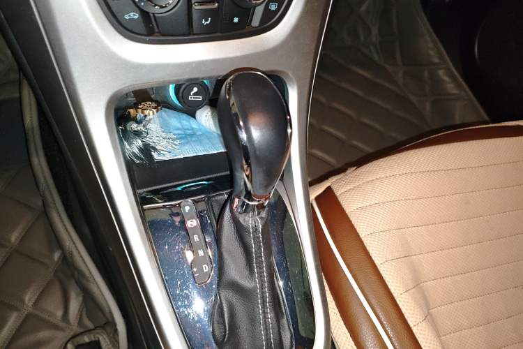 Used Buick GT 2013 XT 1.6L Automatic Fashion Edition